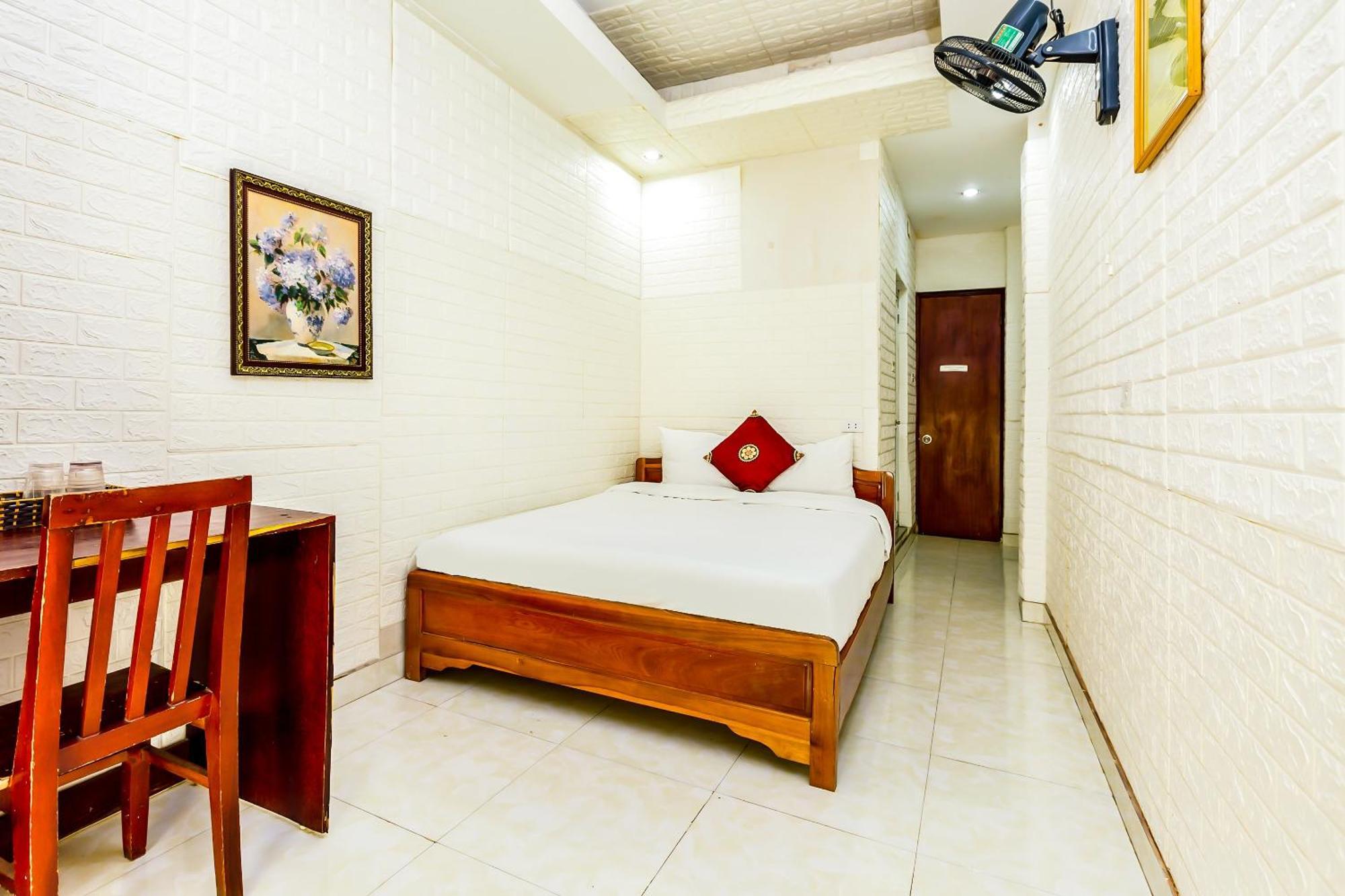 Oyo 604 Queen Hotel Spot-On Hanoi Kültér fotó